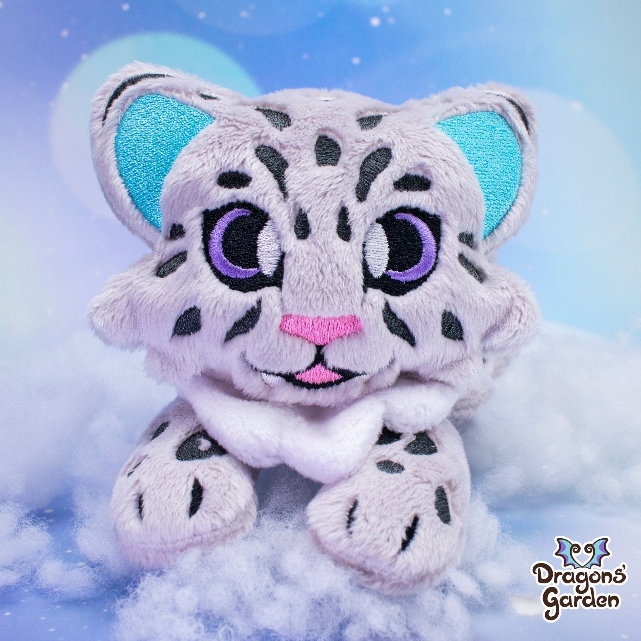 ITH Snow Leopard Plush Embroidery Pattern